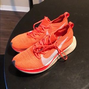 Nike vaporfly 4% flyknit